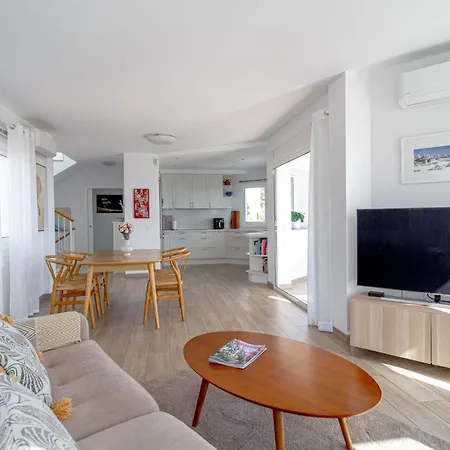 Kinkuna By Interhome Frigiliana